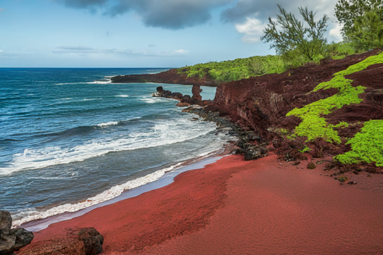 Kaihalulu Beach - Secluded Beaches of Maui