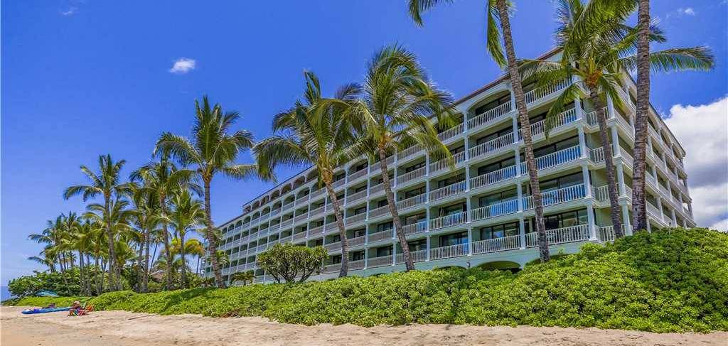 Lahaina Shores Beach Resort